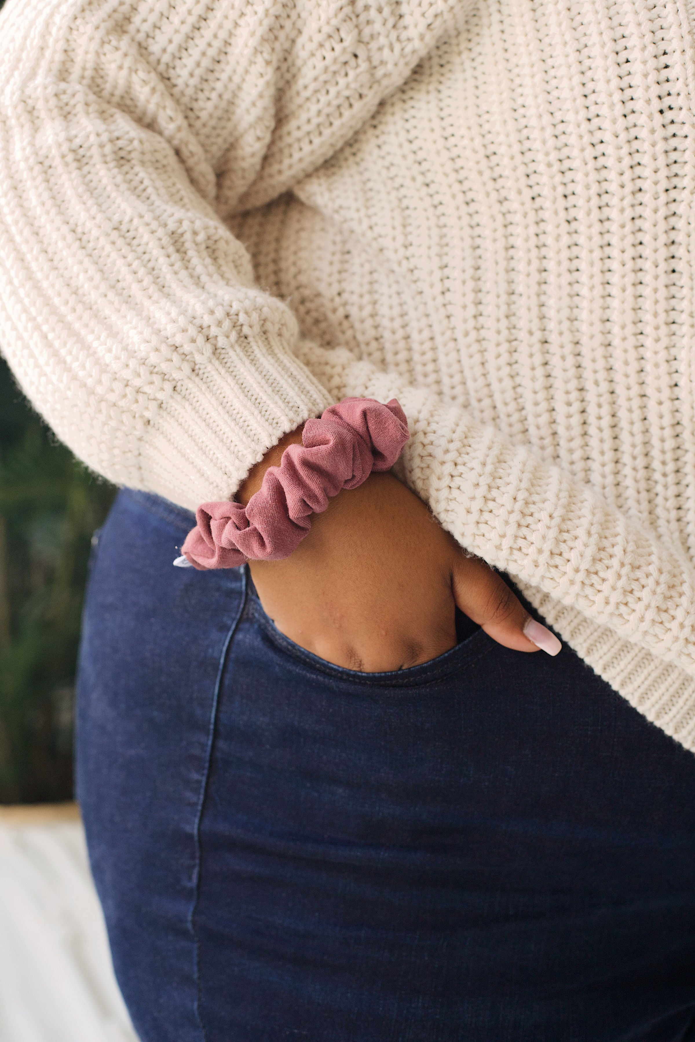 Tea Rose Sweater Scrunchie - Beau