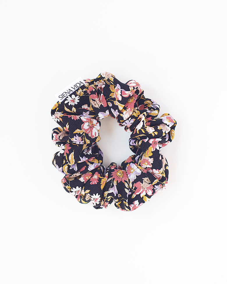 Vintage Floral Scrunchie - Classic